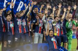 pg电子官网-巴黎圣日耳曼进球后大举庆祝内马尔狂喜爆发的简单介绍