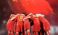 pg中国登录入口-战胜强敌，球员激动庆祝胜利