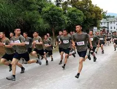 训练营拉练秘辛暴露，球员背后的艰辛和付出