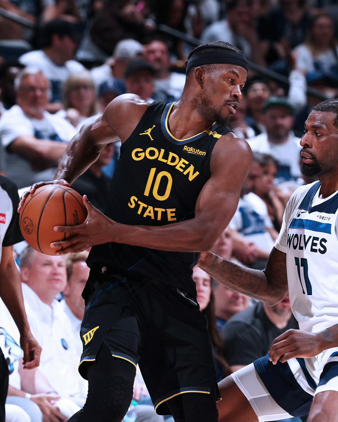 勇士大胜森林狼,库里砍下30分 勇士大胜森林狼,库里砍下30分