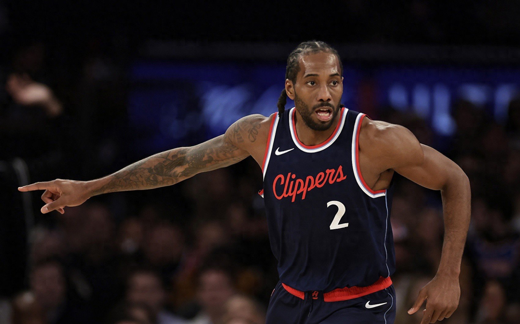 快船主场击败独行侠保持不败记录