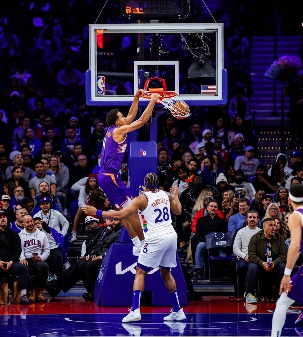 篮网客场不敌马刺遭遇连败