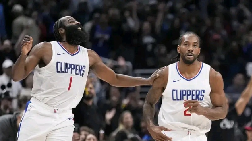 快船击败篮网，结束连胜